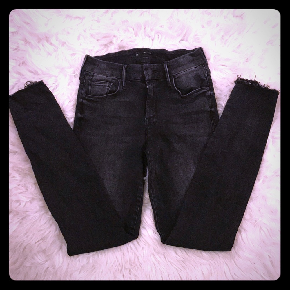 BRAND NEW MOTHER LOOKER ANKLE FRAY JEANS! Sz 25!
